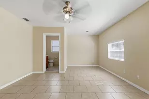 1300 79th Ave N, Saint Petersburg, FL 33702 - Photo 36