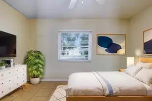 1300 79th Ave N, Saint Petersburg, FL 33702 - Photo 4