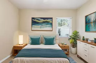 1300 79th Ave N, Saint Petersburg, FL 33702 - Photo 6