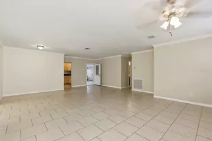 1300 79th Ave N, Saint Petersburg, FL 33702 - Photo 24