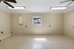 1300 79th Ave N, Saint Petersburg, FL 33702 - Photo 46