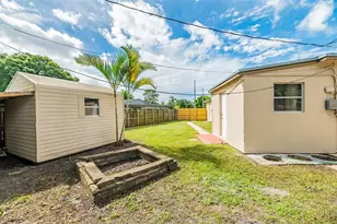 1600 NE 27th Dr, Wilton Manors, FL 33334 - Photo 28