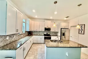 3059 Beaver Creek Dr, Kissimmee, FL 34746 - Photo 4