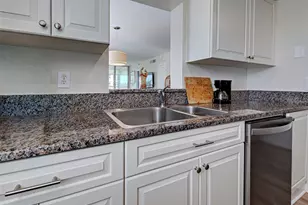 232 St Augustine Ave, Venice, FL 34285 - Photo 6