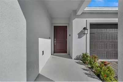 4847 Edensbridge Lane, Kissimmee, FL 34746 - Photo 4