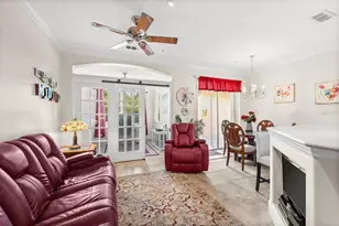 827 Assembly Ct, Reunion, FL 34747 - Photo 8