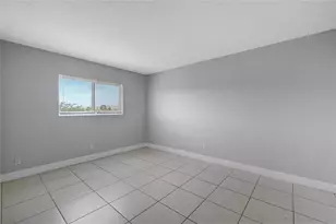 900 S Peninsula Dr, Daytona Beach, FL 32118 - Photo 10