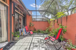 1490 Laguna Ln, Pembroke Pines, FL 33026 - Photo 22