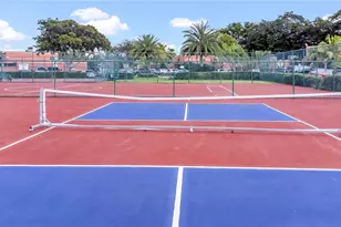 1490 Laguna Ln, Pembroke Pines, FL 33026 - Photo 24