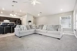 1605 Mayaro Ct, Mascotte, FL 34753 - Photo 8