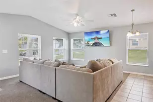 1605 Mayaro Ct, Mascotte, FL 34753 - Photo 10