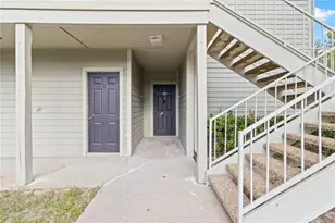 6142 Westgate Dr, Orlando, FL 32835 - Photo 2