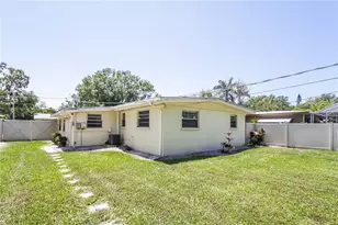 1911 3rd Ave E, Bradenton, FL 34208 - Photo 14