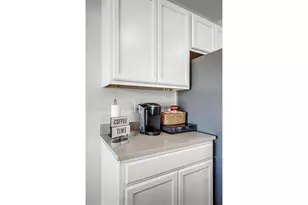 3902 Limeklin Falls Loop, Davenport, FL 33837 - Photo 10