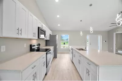 3346 NE 21st Place, Cape Coral, FL 33909 - Photo 12