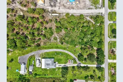 20th Avenue NE, Naples, FL 34120 - Photo 4