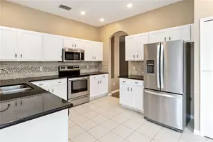 381 Lakepark Trail, Oviedo, FL 32765 - Photo 8