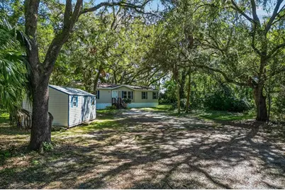 8821 SE 180th Avenue Road, Ocklawaha, FL 32179 - Photo 2
