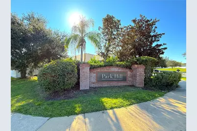 31724 Broadwater Avenue, Leesburg, FL 34748 - Photo 2