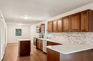 104 Hallmark Ct, Lake Mary, FL 32746 - Photo 6