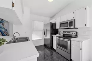 5972 Kenlyn Ct, Orlando, FL 32808 - Photo 10