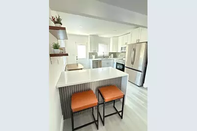 4026 Indianapolis Street NE, Saint Petersburg, FL 33703 - Photo 2