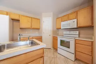 163 Jocelyn Dr, Davenport, FL 33897 - Photo 14