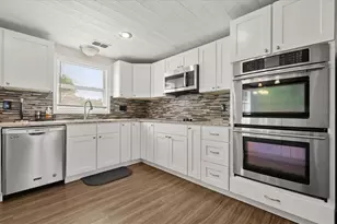 2158 Greenway Dr, Winter Haven, FL 33881 - Photo 6