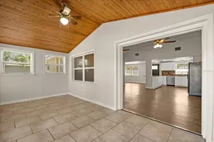 2158 Greenway Dr, Winter Haven, FL 33881 - Photo 4