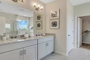 2049 Ashwood Bluff Dr, Ocoee, FL 34761 - Photo 16