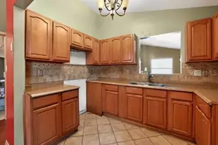 3107 E Osborne Ave, Tampa, FL 33610 - Photo 12
