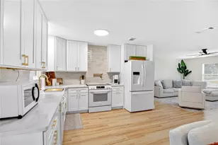 3199 Urmey Ave, Deltona, FL 32738 - Photo 10