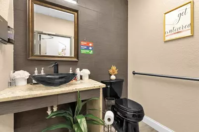 6881 Kingspointe Parkway #16, Orlando, FL 32819 - Photo 6