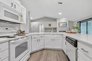 513 Tradewinds Dr, Deltona, FL 32738 - Photo 24