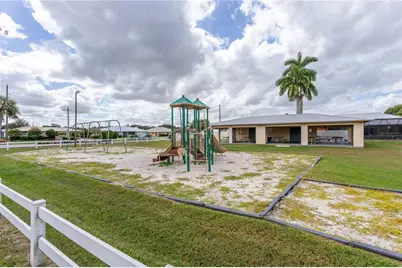 306 W Waterway Avenue NW, Lake Placid, FL 33852 - Photo 44