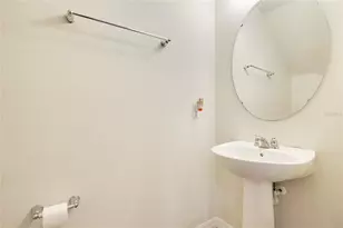 10785 Corsican Ln, Orlando, FL 32824 - Photo 8