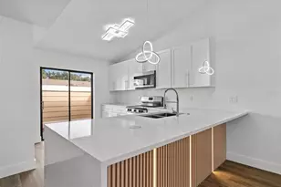 46 Silver Park Cir, Kissimmee, FL 34743 - Photo 4