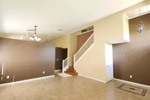 302 Clydesdale Cir, Sanford, FL 32773 - Photo 4