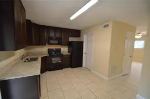 1835 Warringwood Dr, Orlando, FL 32839 - Photo 4