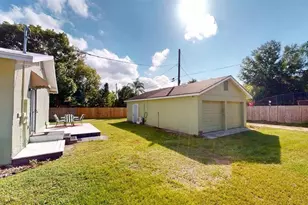 2010 S Maple Ave, Sanford, FL 32771 - Photo 12