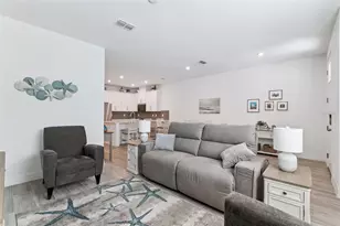 9867 Walkway Dr, Orlando, FL 32832 - Photo 2