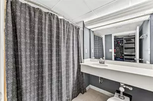 151 E Washington St, Orlando, FL 32801 - Photo 16