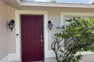 2370 Pine St, Oviedo, FL 32765 - Photo 2