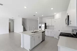 7439 Sandstone Dr, Groveland, FL 34736 - Photo 6