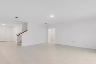 7439 Sandstone Dr, Groveland, FL 34736 - Photo 10