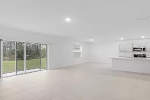 7439 Sandstone Dr, Groveland, FL 34736 - Photo 6