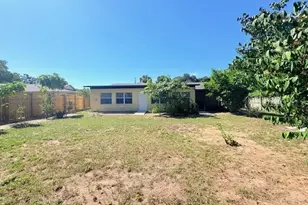 6239 Fox Hunt Trail, Orlando, FL 32808 - Photo 2