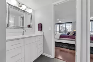 530 E Central Blvd, Orlando, FL 32801 - Photo 30