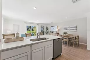 517 Zinfandel Dr, Daytona Beach, FL 32117 - Photo 10