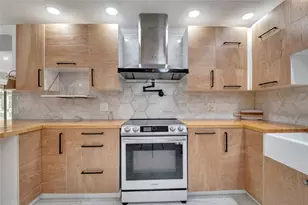 3328 Wax Berry Ct, Windermere, FL 34786 - Photo 16